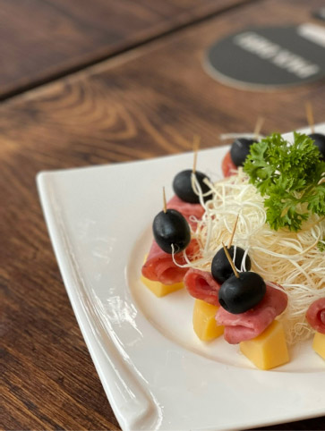 BEEFSTEAK BÒ HOKUBEE SỐT TIÊu